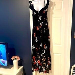Never worn Xhilaration Dress